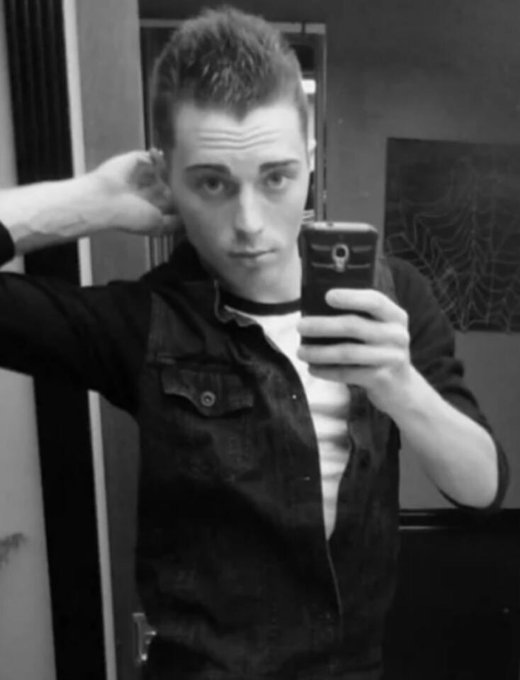 Check out @gageedenxxx broadcasting now
http://t.co/uFO5tzF98L #gay #gaycamshow #pornstar @chaturbate