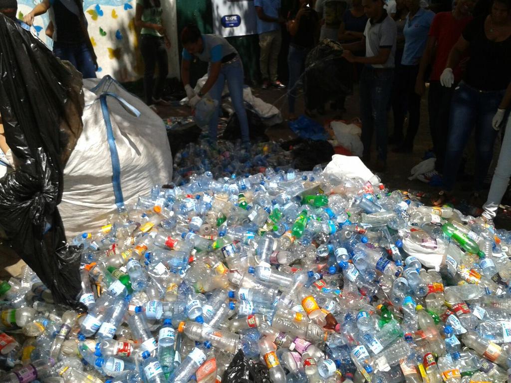wnely15's tweet photo. #puntoazulspa Activos! @LigaMunicipalRD http://t.co/5uYqWeOGwY