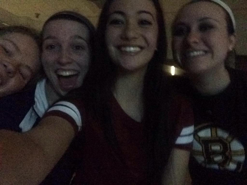 ABforPC's tweet image. StuCo Meeting Tonight!!! Council prepping for Friday 😊