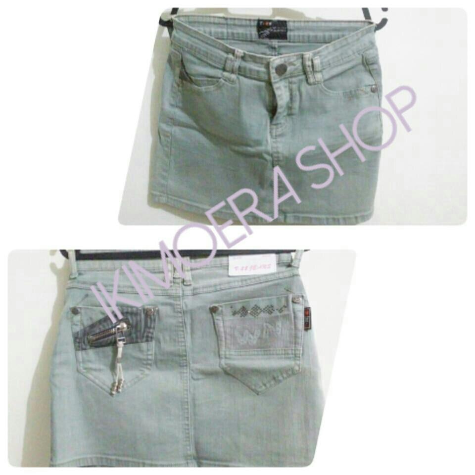 ikimoera_shop's tweet image. Rok jeans T28 only 80k @jualbelimalang  #jualsecond