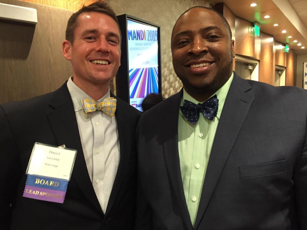PastorCRBoston's tweet photo. My bowtie ally Dan Sweeney of @WellsFargo who gave $500K to #MKE matched by @GrMKEFdn @LISC_Milwaukee #MANDI15. http://t.co/vzGqewXyBi
