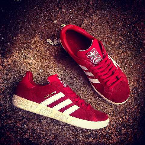 Grand prix suede red
Size 40 BNWB
600k

<a href="/FS_80cs/">FAMILY 3STRIPES</a> @SndyShoesID @Kurniawan_ongis @GloomyShoesID @jejualsepatu