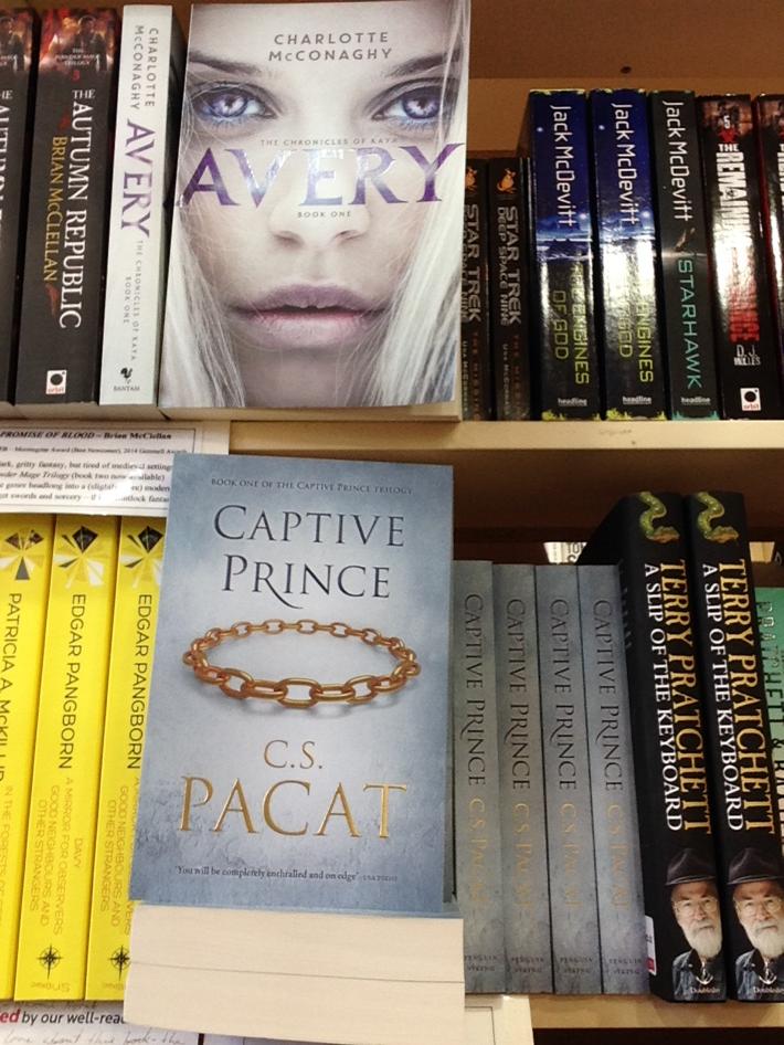 catyeo's tweet image. Next to Terry Pratchett!! :) @cspacat