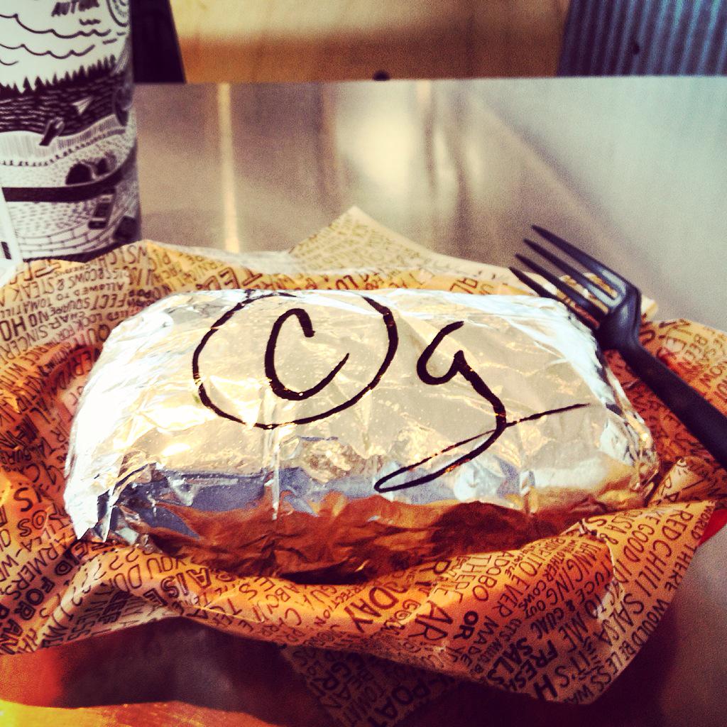 galle671's tweet photo. @ChipotleTweets this is what pure happiness looks like! My favorite restaurant. #coloradoproud #maybeafollow http://t.co/eOHtgBHamC