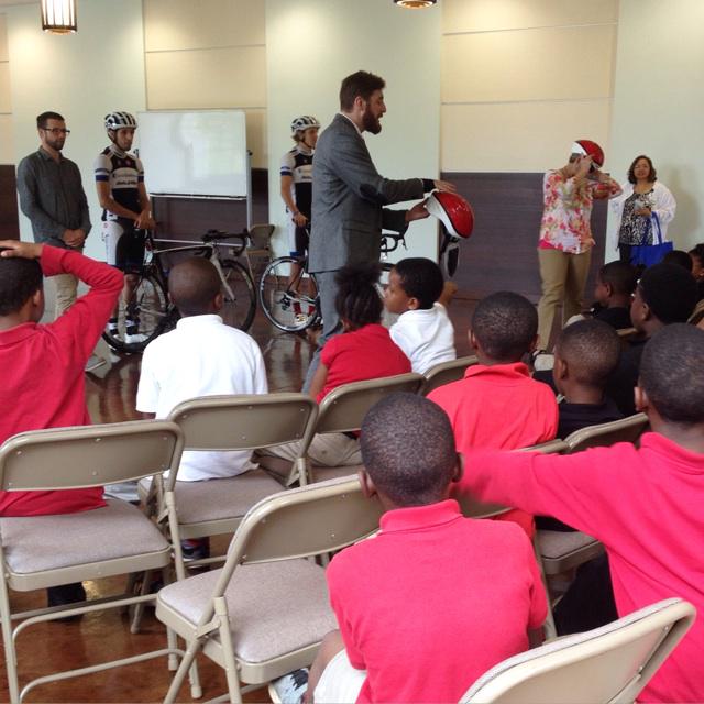 MulherinFound's tweet photo. Enjoyed talking to the kids of Downtown Academy about bike &amp; helmet safety! Hope they enjoy their new helmets 🚲 http://t.co/b2NzQ1TOpW