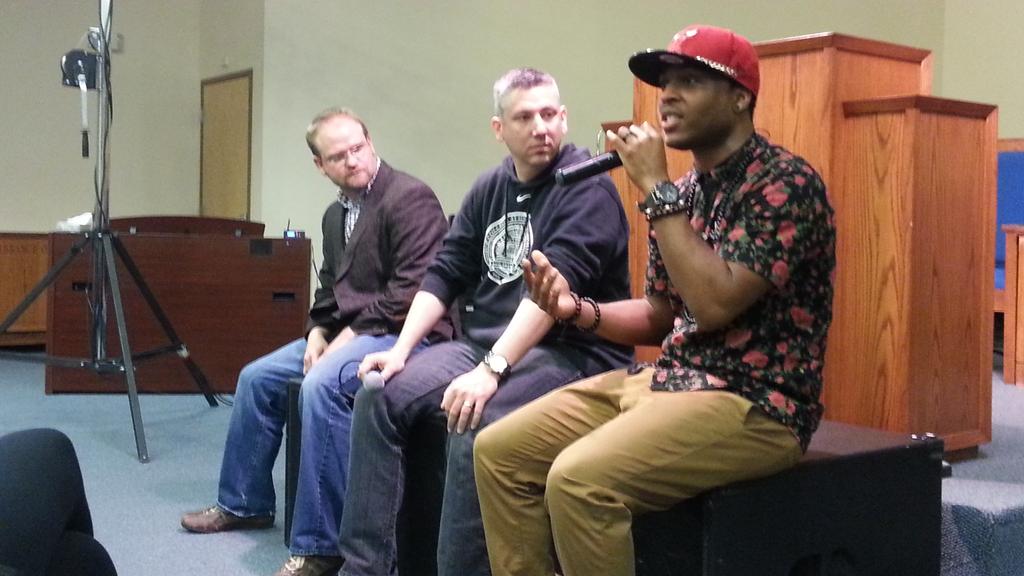 NIAdmissions's tweet photo. Great crowd and questions in Milwaukee tonight! Next stop- Northland on Friday. http://t.co/2EjiIN9ExI http://t.co/zMsUMEi23c