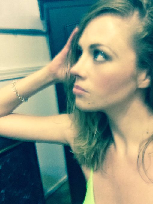 Watch Katie Kox's leaked NSFW photo on TwXstars