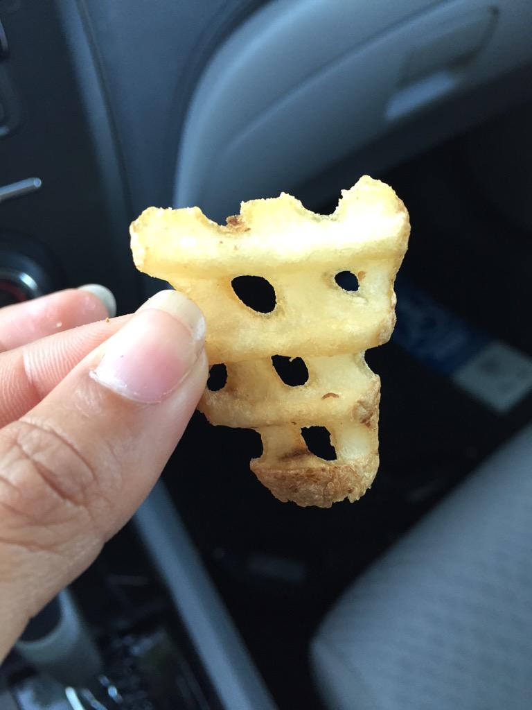 Manmanduh's tweet photo. My #wcw =wonderful crispy wafflefries http://t.co/rjiH5sJvpV