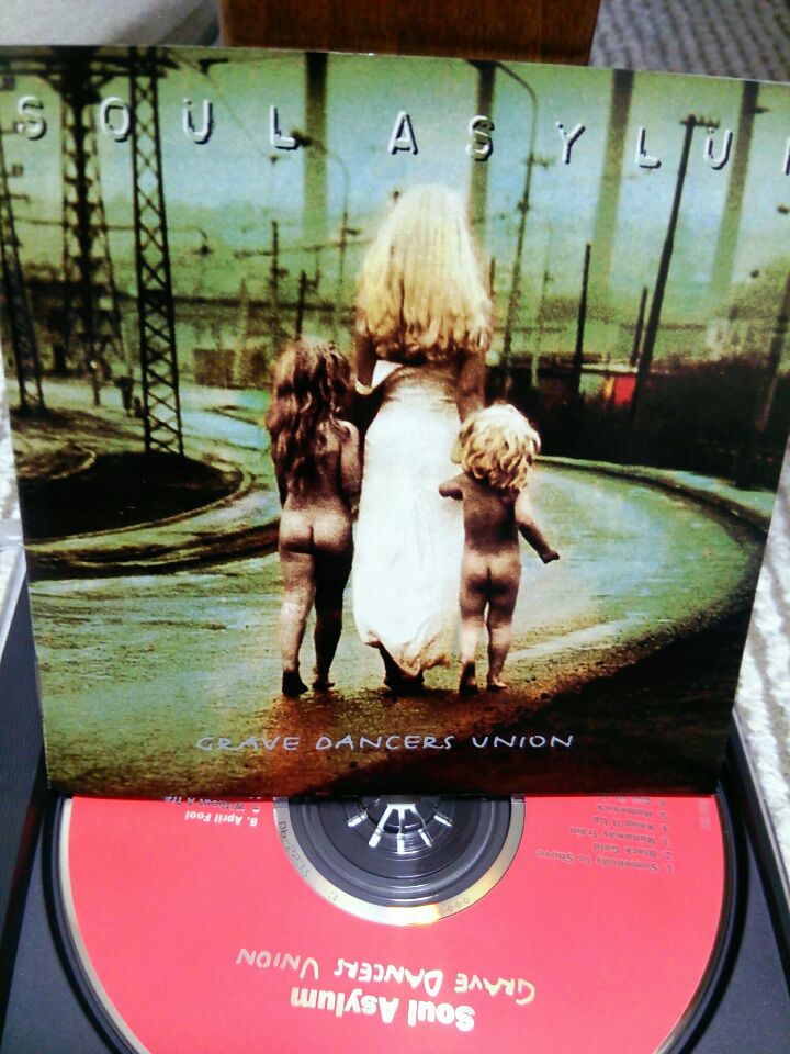 Happy Birthday!! Dave Pirner \"Soul Asylum - Runaway Train\"   