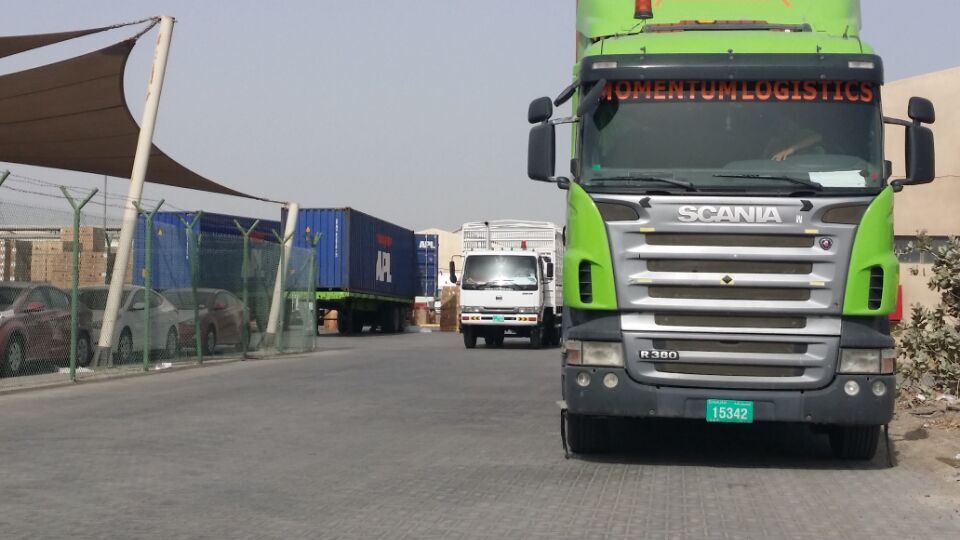 EcoFleet Sleeper Cab Air Conditioner works perfectly in Dubai, U.A.E. A field trip to AL YOUSUF MOTORS.