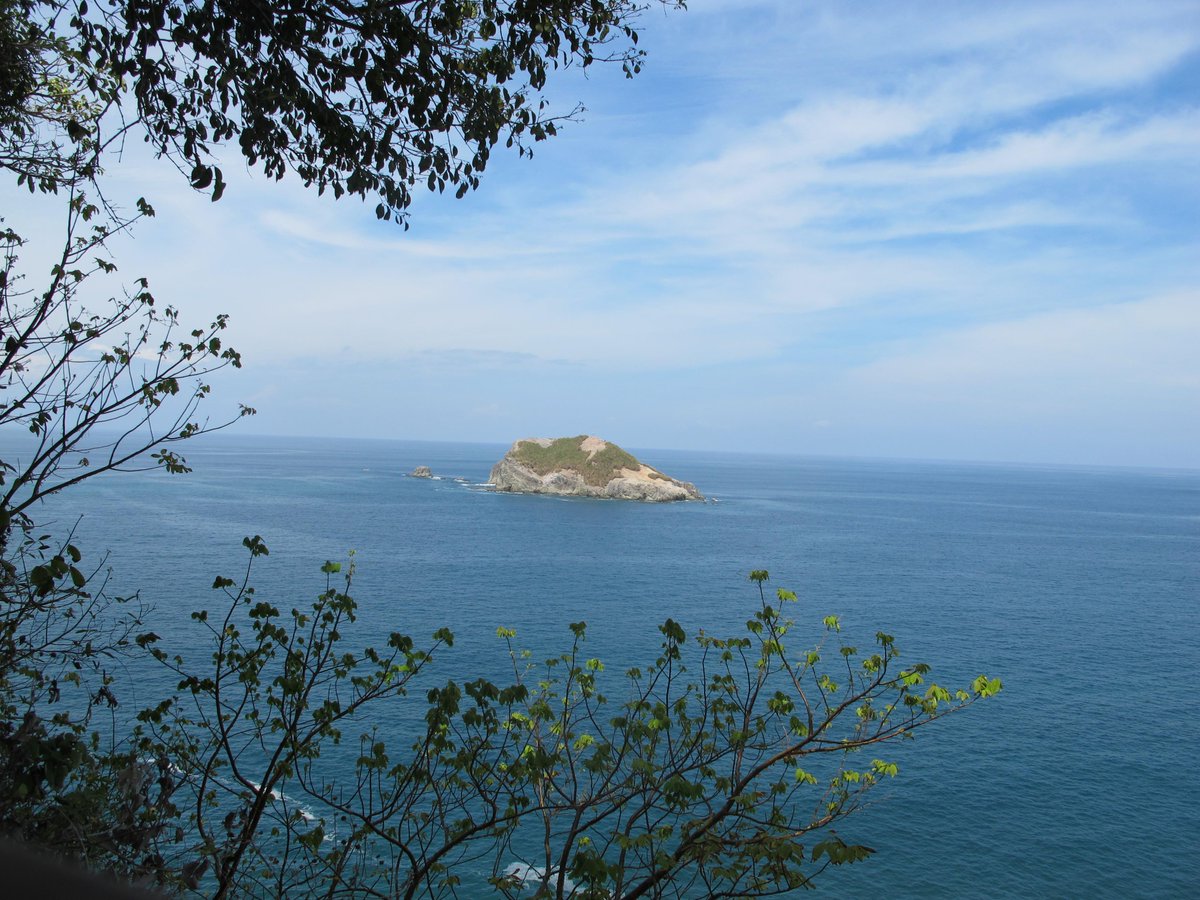 YendryPortuguez's tweet photo. Costa Rica such a Beautiful place! http://t.co/fhe2tu8uEu
