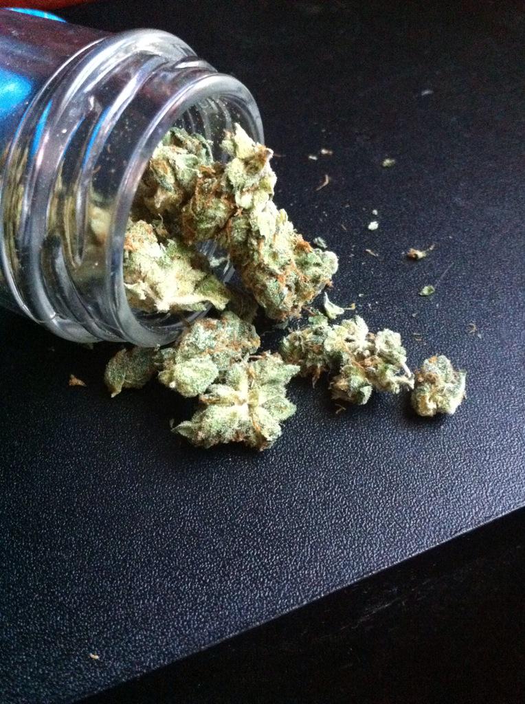 The410Marijuana's tweet photo. @BakedBabes #weedcrushwednesday blueberry 👍 http://t.co/XTqDWJkdY4