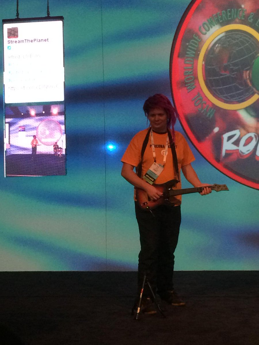 lefred's tweet image. Yes it&apos;s him ! @lepeterboros #peterborosrulez #perconalive