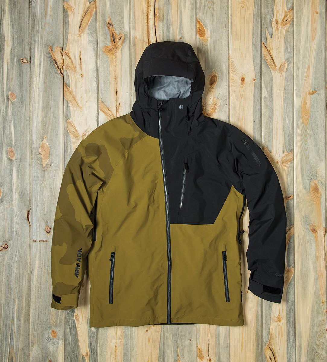 skiinggear's tweet photo. This Gortex Armada Jacket is so dope. $600 http://t.co/x5cHa6yu3s