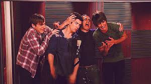 NATALIRUSHGIRL's tweet photo. #BTR #5YearsOfBigTimeRush YA 5 AÑOS @HeffronDrive @1LoganHenderson @jamesmaslow @TheCarlosPena #BigTimeSong http://t.co/MCMCGDgudW