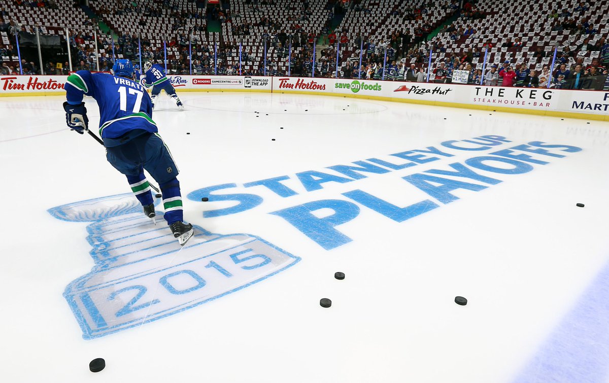 Canucks's tweet photo. Heeeeeeeeeeeere come the #Canucks! http://t.co/5uWodqBubA
