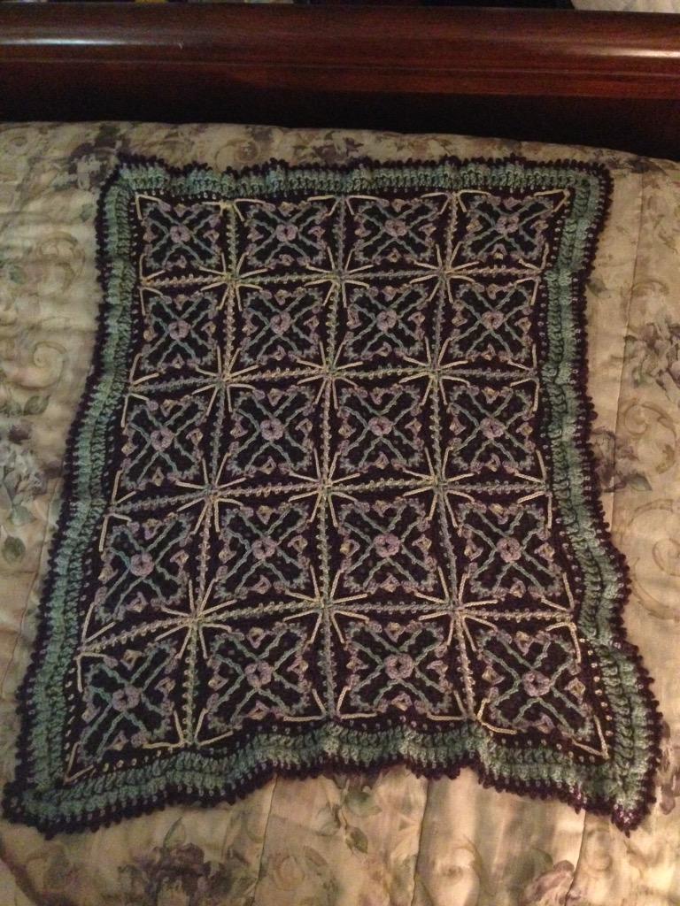 herdofhills's tweet photo. #alldone #mystery #crochetalong #cal2015 @TheCrochetCrowd #yarnspirations #afghan #crochet http://t.co/3fN9UbPyEu