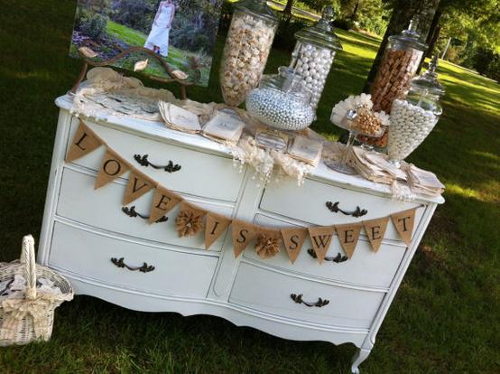 WedlockDesign's tweet image. 4 ways to use burlap at your wedding #rustic #wedding #burlap