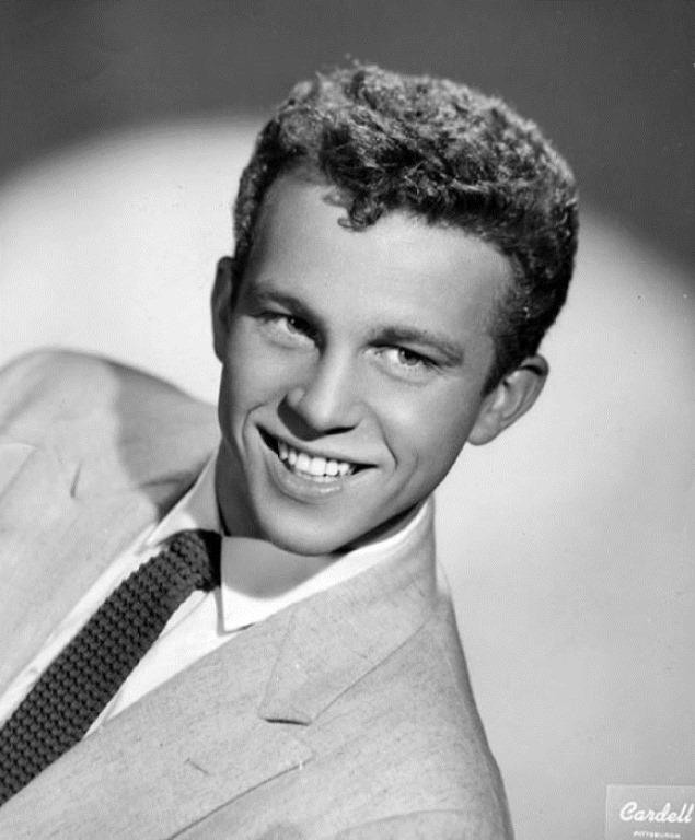 Happy Birthday to Bobby Vinton, who turns 80 today! 