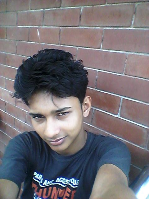 Sakilhasan12's tweet photo. Ame aj kub happy........... http://t.co/F1WBOxi4Bt