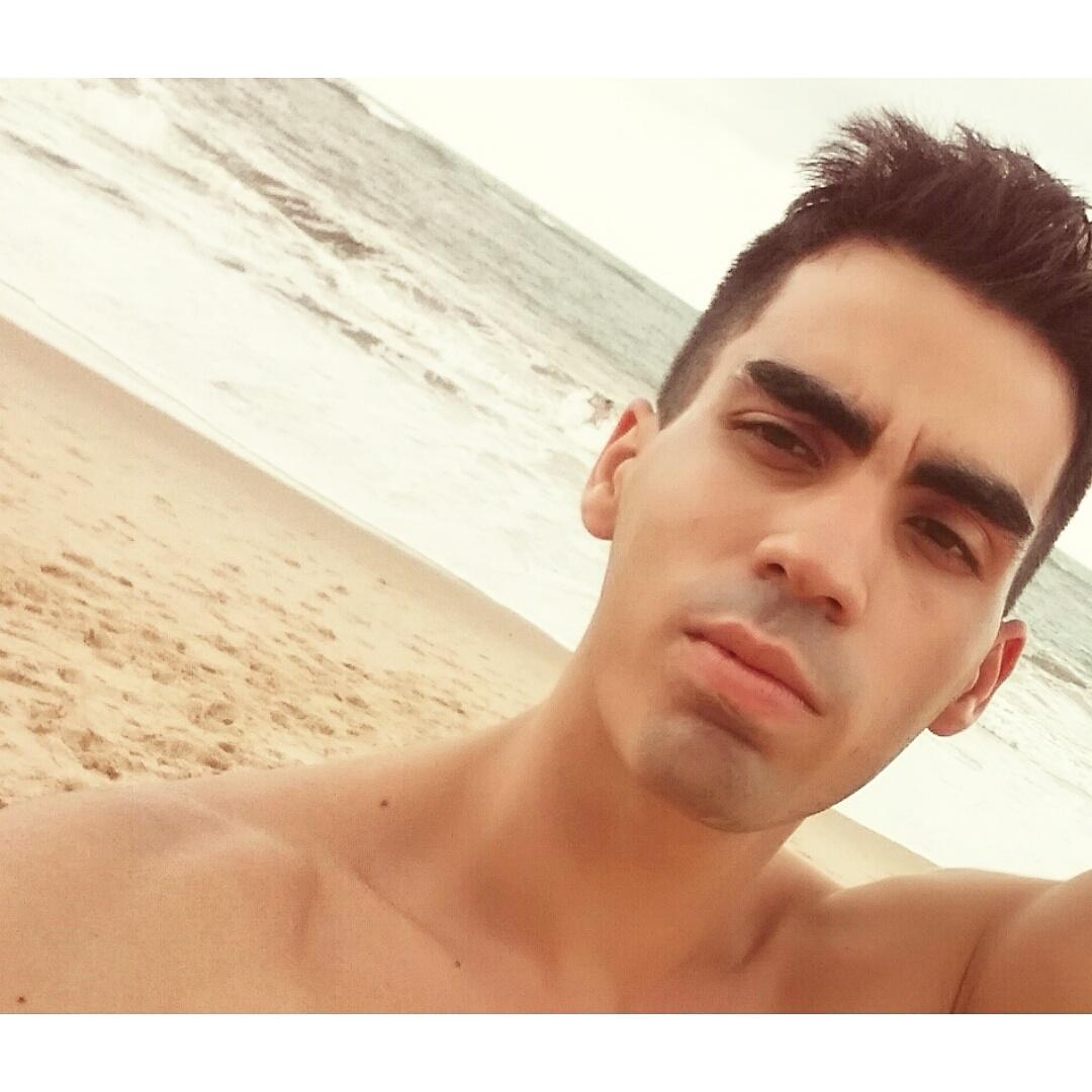 willianmulia's tweet photo. Ao salvador!! @BandaTequila_MG http://t.co/nUApuw5bIz