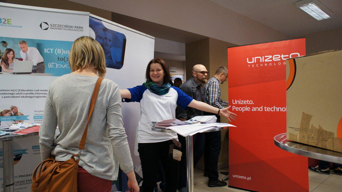WIZUT's tweet photo. Fotorelacja z r@bIT 2015 http://t.co/zzYObkxRII  na Wydziale Informatyki ZUT w #Szczecin #informatyka http://t.co/jUdR5Kr3Sm