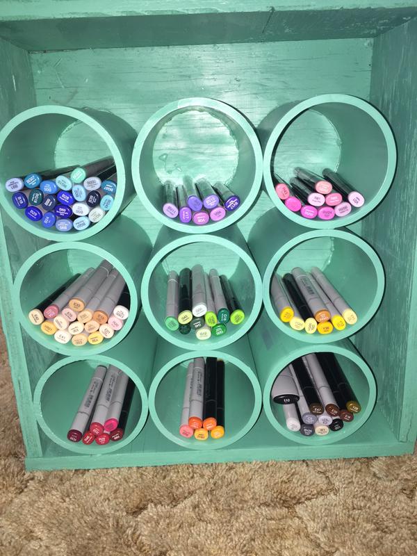 markeruniverse's tweet photo. RT @ChristianBrake "I finally finished my marker holder. My markers finally have a home to live in. " #CopicStorage http://t.co/YoEk9WHJAH