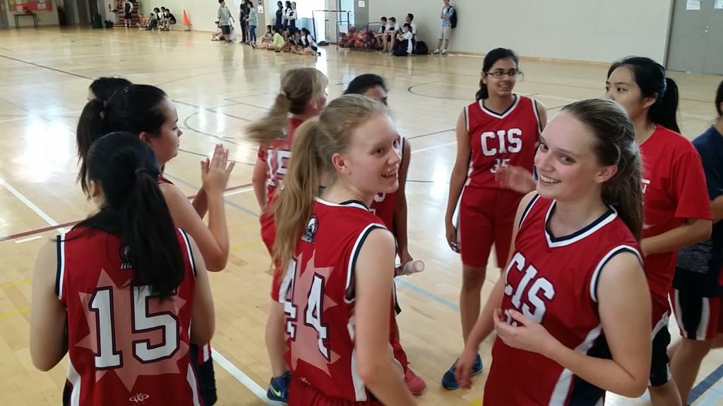 T_Scott_Little's tweet image. Student-Teacher hoops @CISsingapore @CIS_Lakeside #CISAlpha #schoolspirit