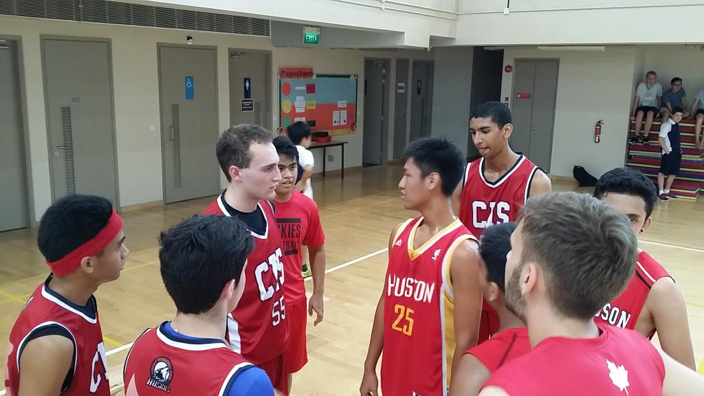 T_Scott_Little's tweet image. Student-Teacher hoops @CISsingapore @CIS_Lakeside #CISAlpha #schoolspirit