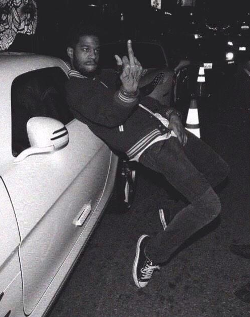 CauseWereGuys's tweet photo. "You drink too much" http://t.co/KGaOLjpCXW