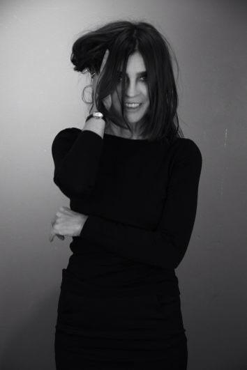 HauerLinda's tweet photo. #Uniqlo Links with #CarineRoitfeld http://t.co/6KXtgIJuuG via @BoF http://t.co/f3XvqFUOnj