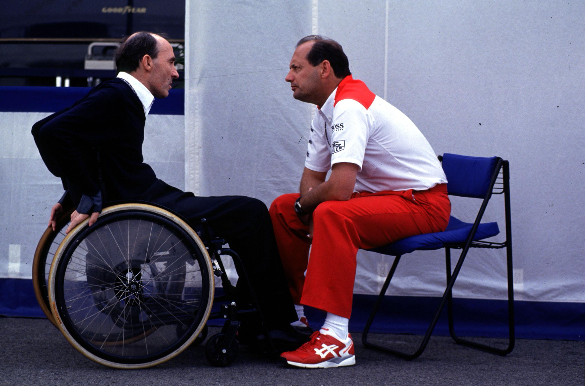 Happy Birthday to founder of and legend, Sir Frank Williams. Many happy returns, Frank. 
