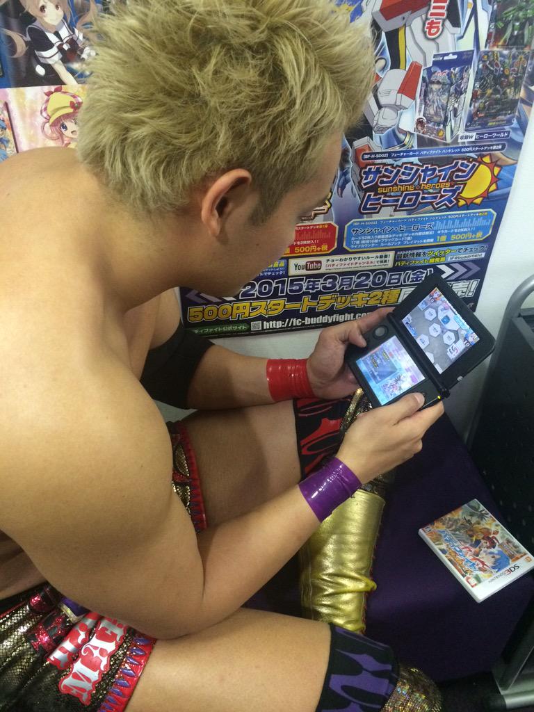 オカダ カズチカ フューチャーカード バディファイト 友情の爆熱ファイト が本日発売 オカダもやってます バディ3ds Http T Co E4ce7htfio オカダ カズチカ フューチャーカード バディファイト 友情の爆熱ファイト が本日発売 オカダもやってます バディ3ds Http T Co E4ce7htfio