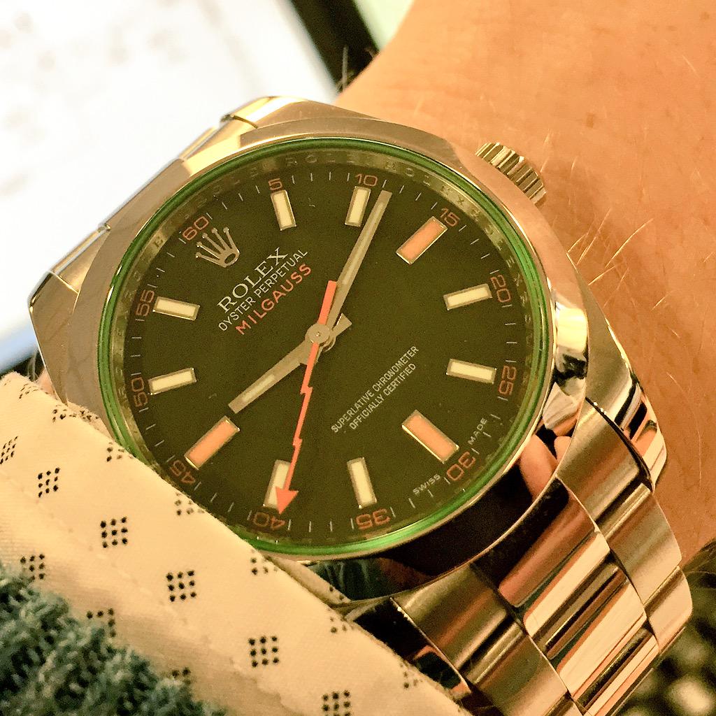 WatchClubUK's tweet photo. We all love a bit of office eye candy... #Rolex #Milgauss #WatchClubUK @RolexOwnersClub http://t.co/P9tLTAdEPJ