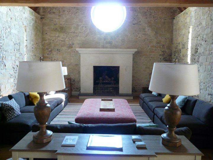 marnhullstone's tweet photo. Monolithic fireplace @marnhullstone #Architects http://t.co/hH6LFuwVvC