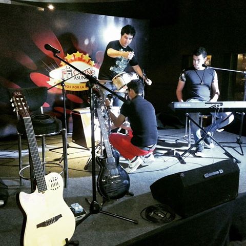 Manzana Azul (@manzanazulmusic) on Twitter photo 