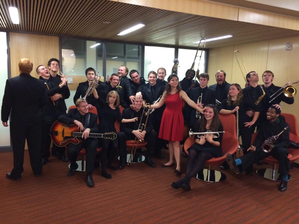 davestamps7's tweet photo. #Gustavus jazz lab band hits the road this afternoon. Eau Claire Jazz Fest here we come! http://t.co/aSrUJ7jIM1
