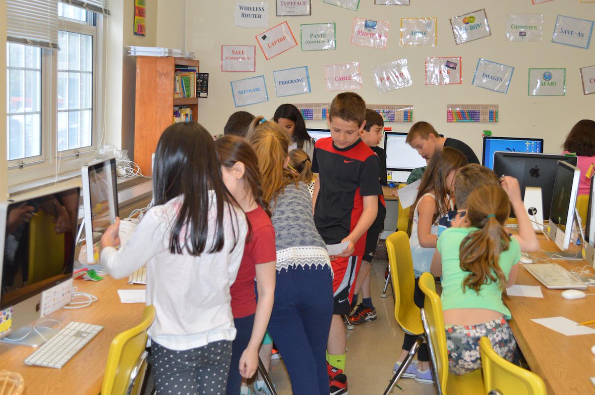 levinejcoolidge's tweet photo. @WPSCoolidge @jlevine617 4th Graders loved learning about Google Spreadsheets.  Survey..Done.  Spreadsheets...Go! http://t.co/mlhY50bAVo