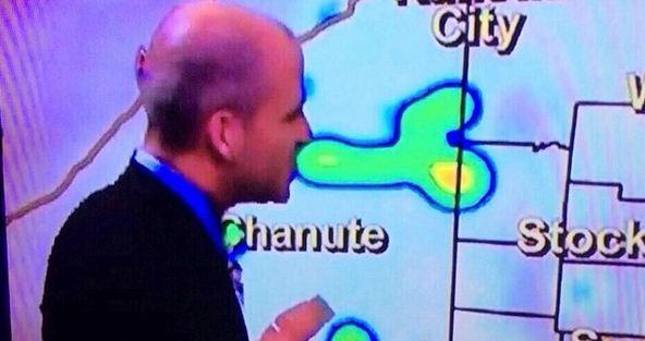 ComedyCentralUK's tweet photo. 21 things that look quite phallic: http://t.co/OuKrdCVMLa http://t.co/rbzfzztMMQ