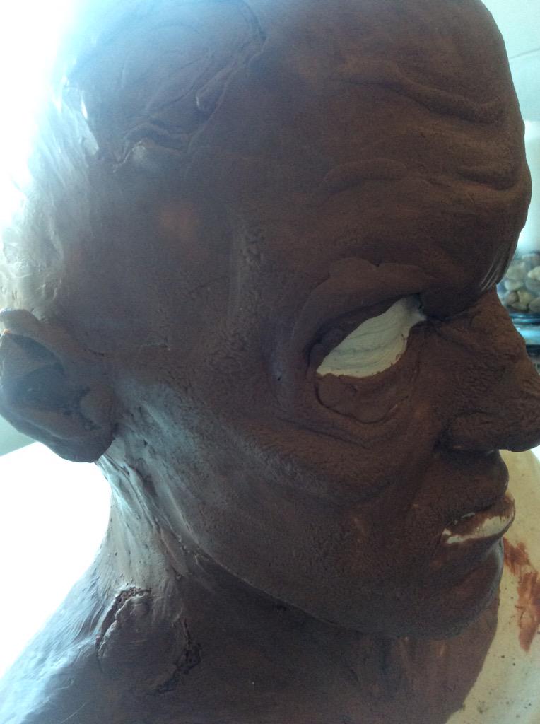 McarthurRaymond's tweet photo. Today's sculpting practice. (Work in progress) #sculpture  #makeup #makeupartist  #makeupfx #Mask #makeupeffects http://t.co/yFKOnl1PvO