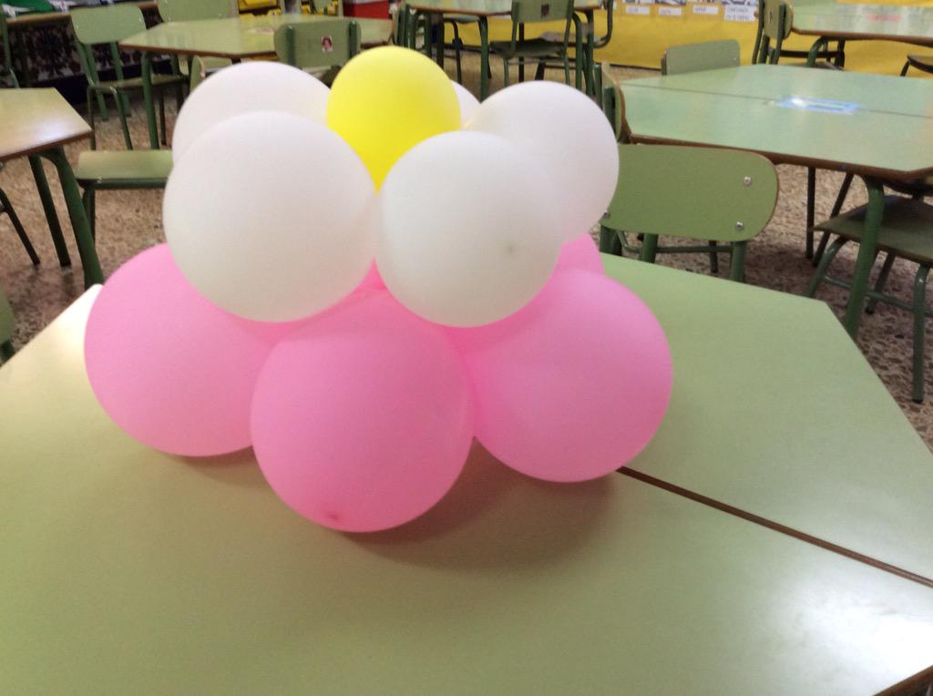 EBerriM's tweet photo. Disfrutamos con la primavera.@salesianotriana http://t.co/M6qmbjtHwZ