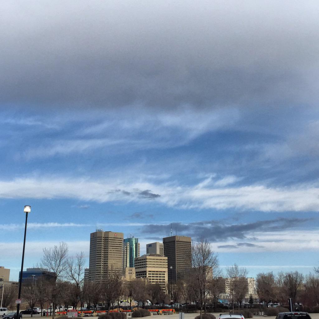 BrianTDBowman's tweet photo. Looks like a storm is coming. It's going to be a whiteout. #GoJetsGo! http://t.co/0iHm6PbMbC