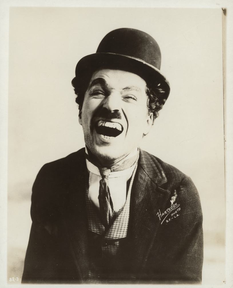 TheFilmStage's tweet photo. Happy birthday, Charlie Chaplin!

Watch 10 of his best films: http://t.co/UQALjRSveP http://t.co/gS2WGxLrDM