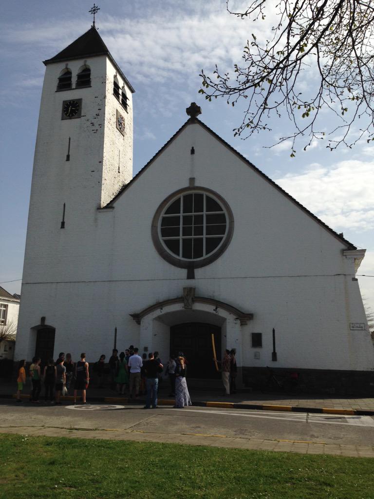 CircusCentral's tweet photo. This is the church that @Circusplaneet are moving into! Perfect for circus! Got the keys yesterday http://t.co/7lXOBJ8422