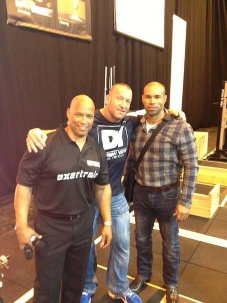 templegym1's tweet photo. @Dorian_Yates @sugarshawnray @LevroneKevin enjoying fibo http://t.co/E8vQCW40Xc