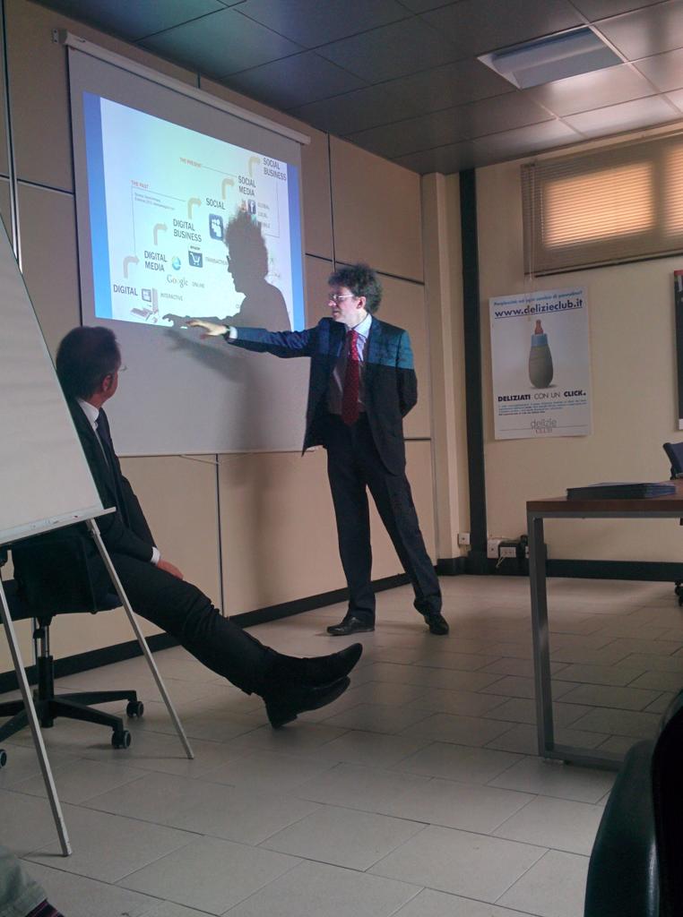 GruppoVege's tweet photo. Il digitale non è una moda, è cultura condivisa @gsantambrogio1 @MassimoGiordani #digitalinnovation #digitalmarketers http://t.co/ik5qS8Hdkh