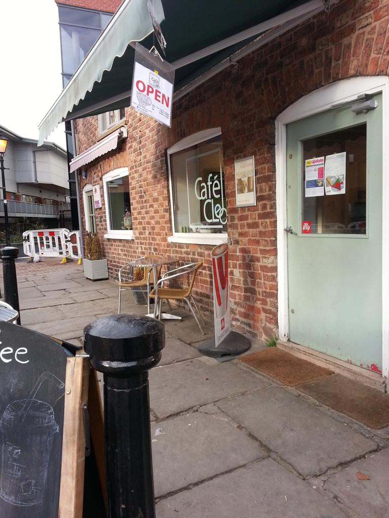 CafeCleo's tweet image. GooseGreen@Altrincham under in construction,but Cafe Cleo still open.