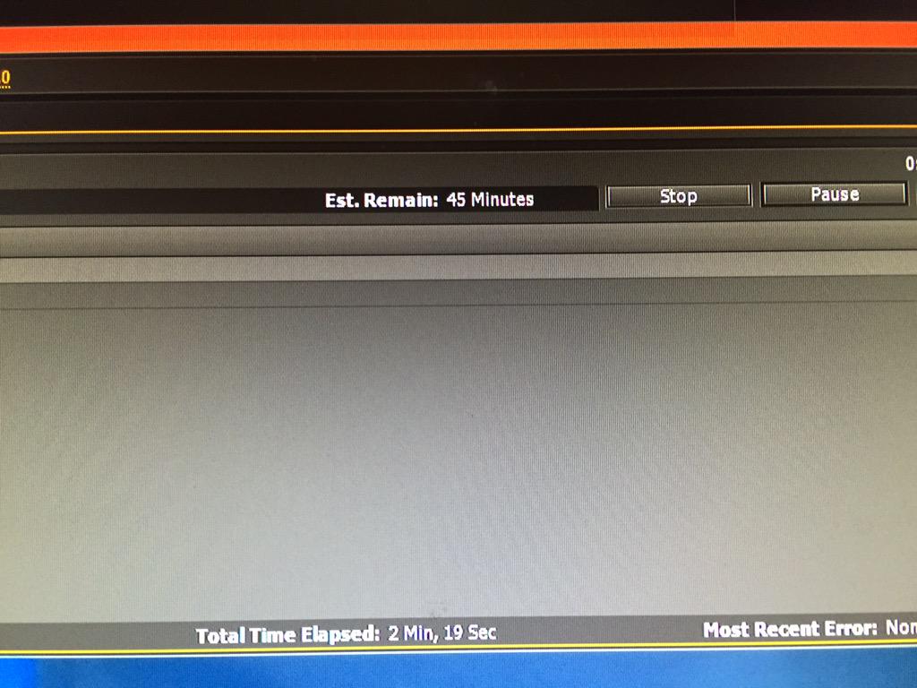 MadeByPulse's tweet image. I think I need a new computer. The old one cannot hack rendering anymore for intros. #newcomputertime