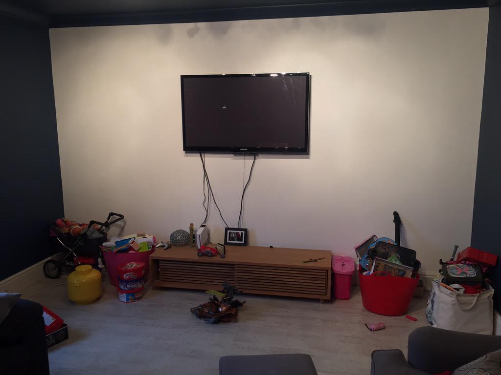 BadgersRgr8's tweet image. If you're looking for a #Bromley #carpenter look no further than @DJSCarpentry Awesome job done on the kids' playroom