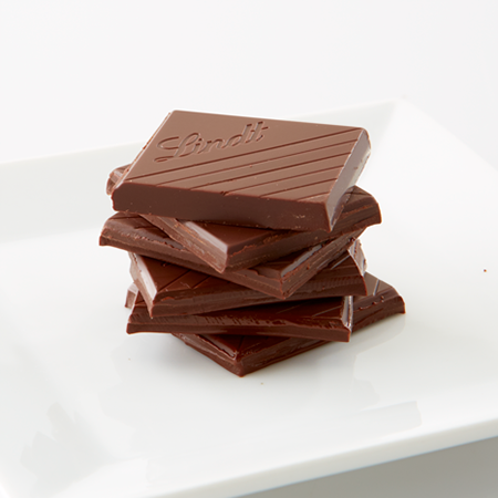 Özel bir İsviçre lezzeti 😛  Lindt Excellence %70 Bitter Çikolata

goo.gl/blIQaA